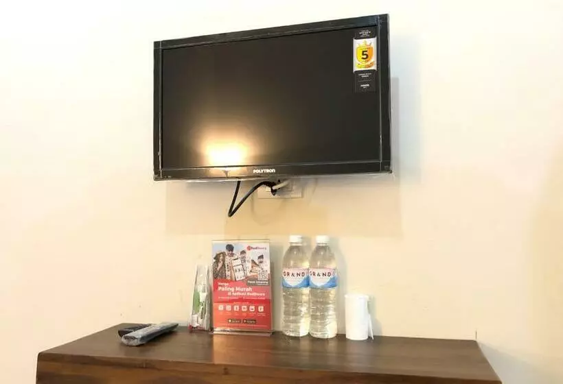 Hotelli Reddoorz Syariah @ Jalan Pangeran Antasari 4