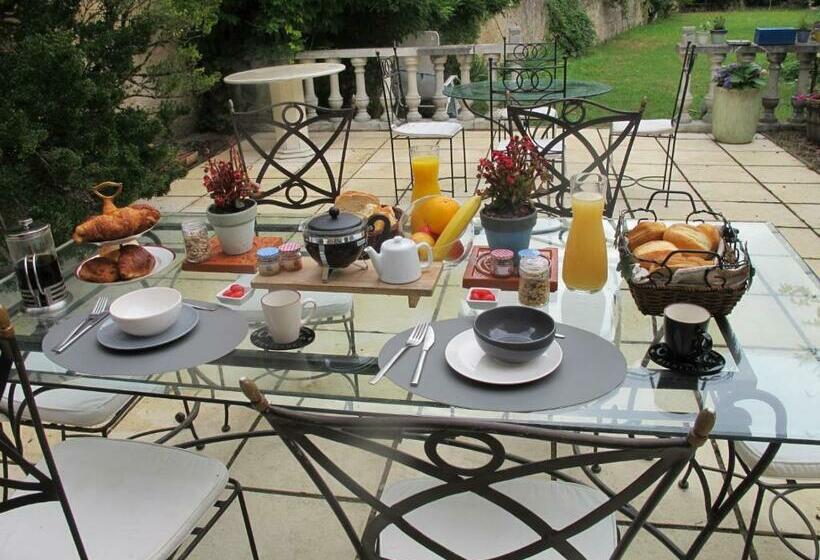 Bed and Breakfast Chezlola