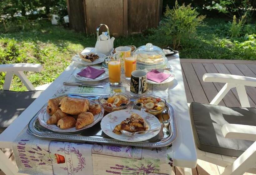 ベッドアンドブレックファースト Comme Une évidence