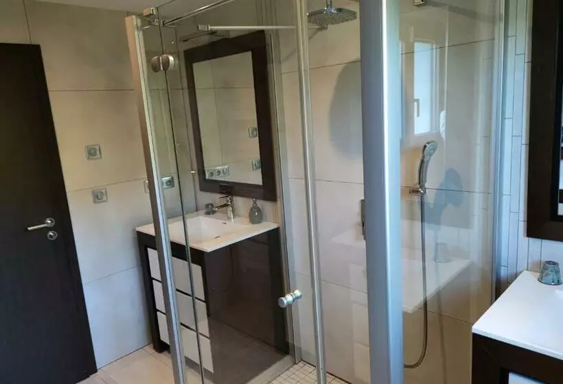 ベッドアンドブレックファースト Comme Une évidence