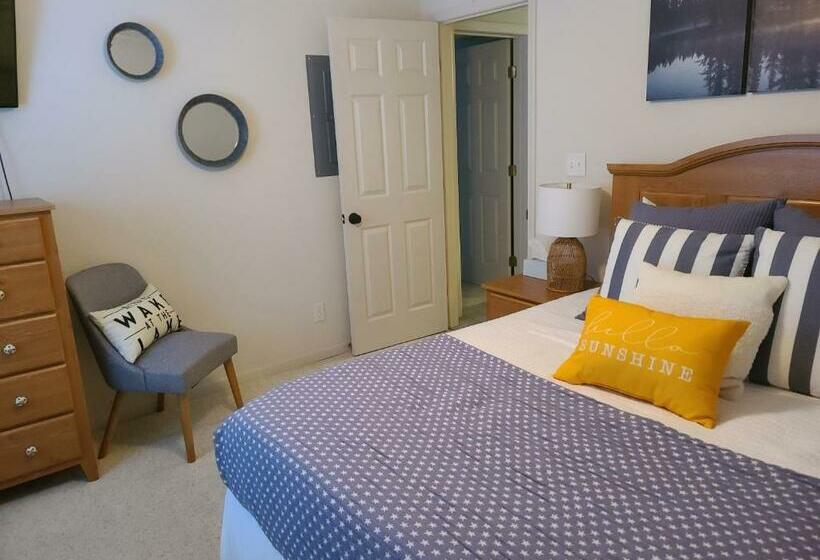 Family Fun Lakefront Condo At Parkview Bay