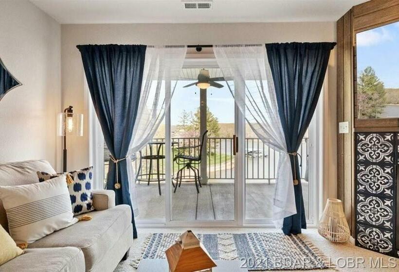 Family Fun Lakefront Condo At Parkview Bay