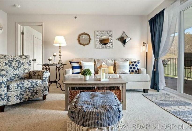 Family Fun Lakefront Condo At Parkview Bay