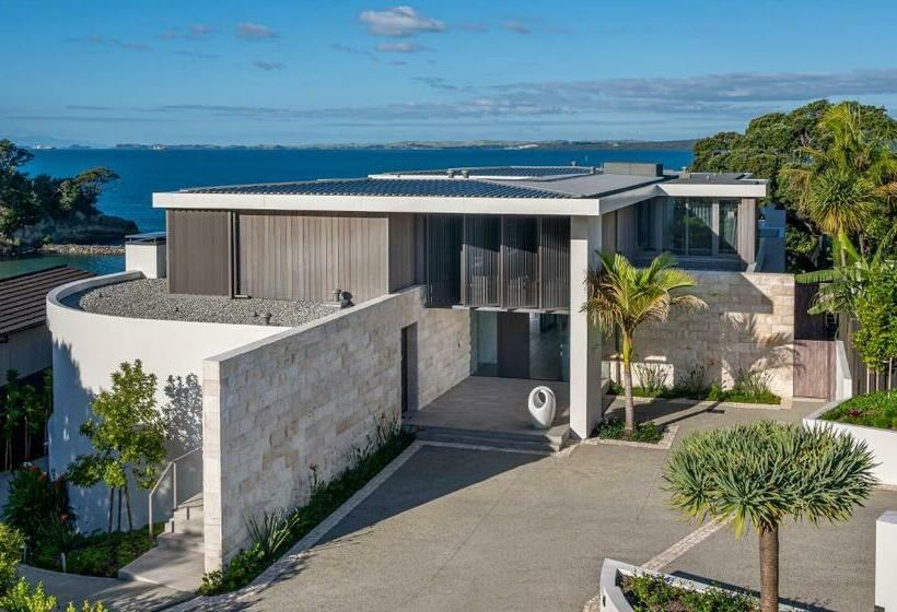 Pensão Elements Of Castor Bay