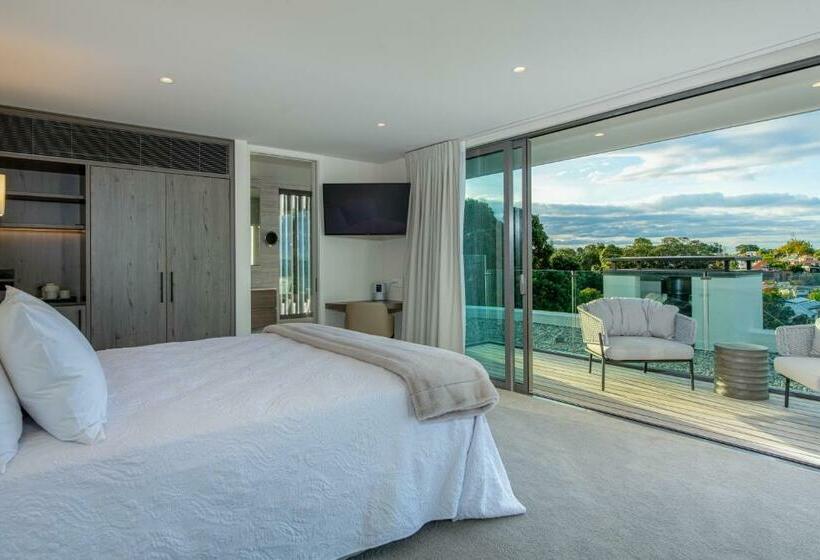 Pensão Elements Of Castor Bay