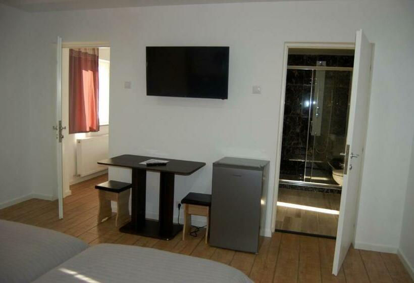 پانسیون Vila Phoenix