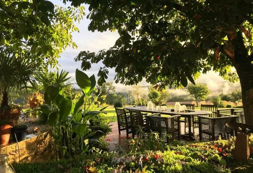 Aamiaismajoitus (B&B) Chez Alice,simplicité Et Petite Piscine