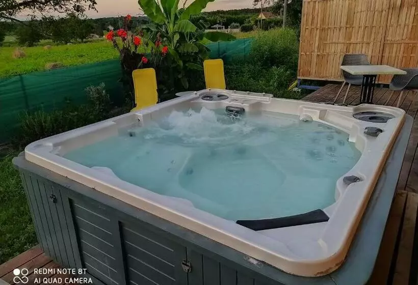 تختخواب و صبحانه La Parenthèse Chambre Romantique