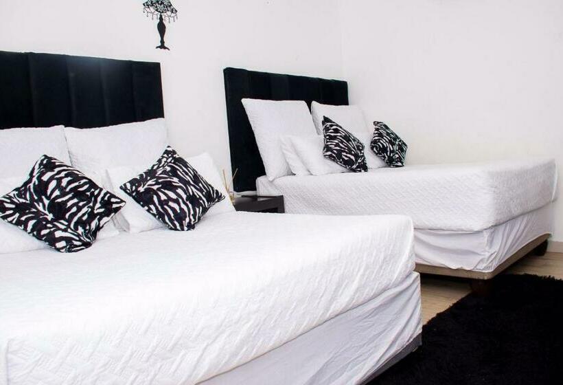 تختخواب و صبحانه Selina Airport Lodge #emzini