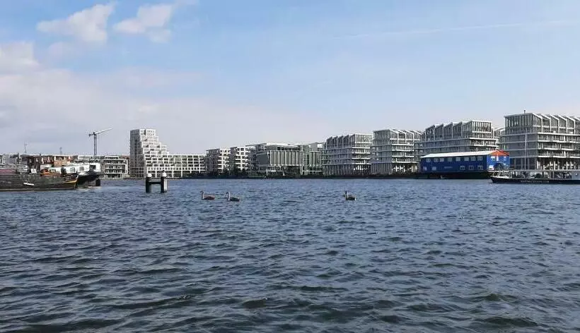 Aamiaismajoitus (B&B) Waterfront Studio