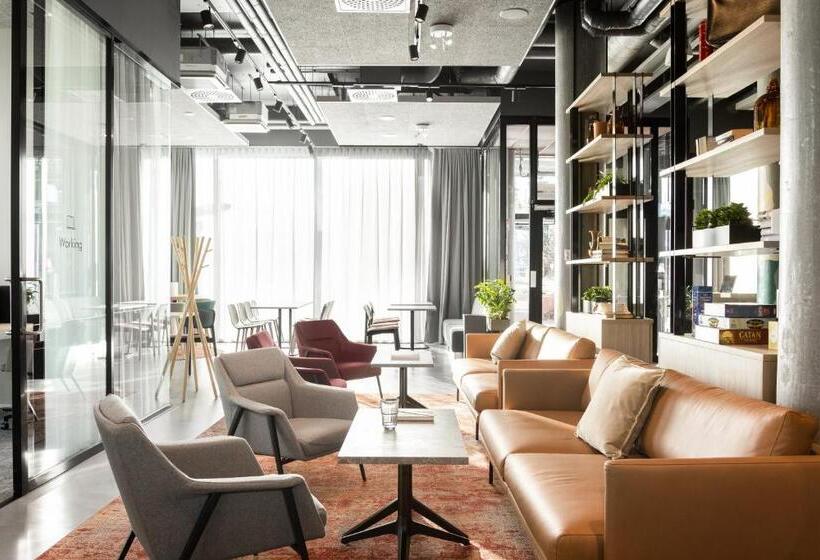 ホテル Noli Myyrmaki