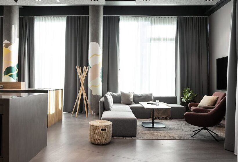 ホテル Noli Myyrmaki