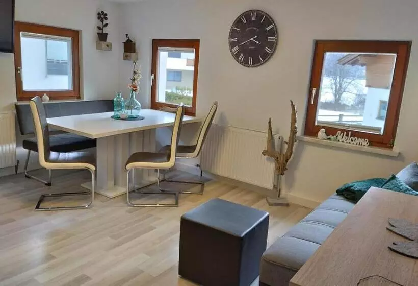 ペンション Haus Heimat & Appartement