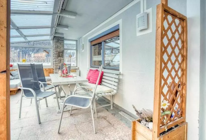 ペンション Haus Heimat & Appartement