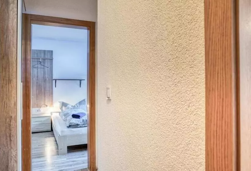 ペンション Haus Heimat & Appartement