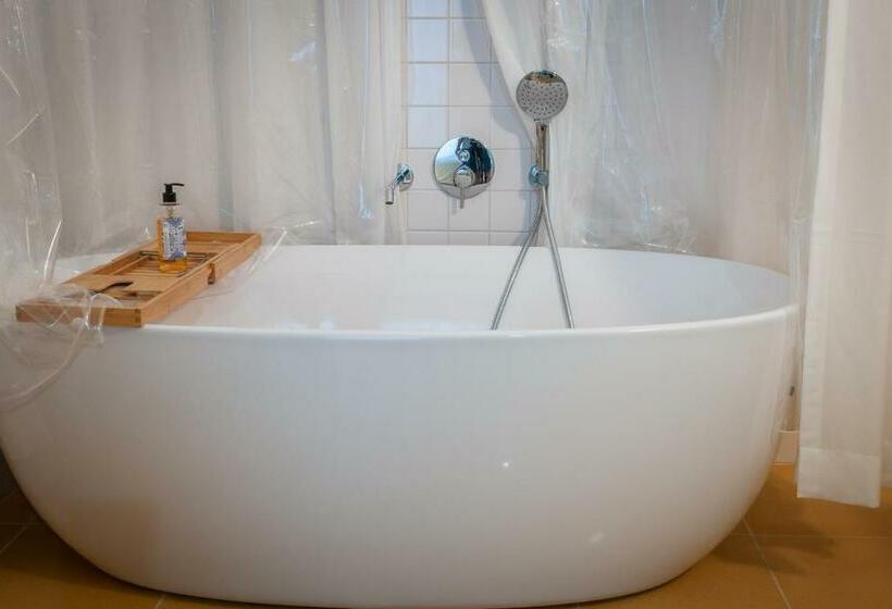 膳宿费 Cravo’s Heritage House