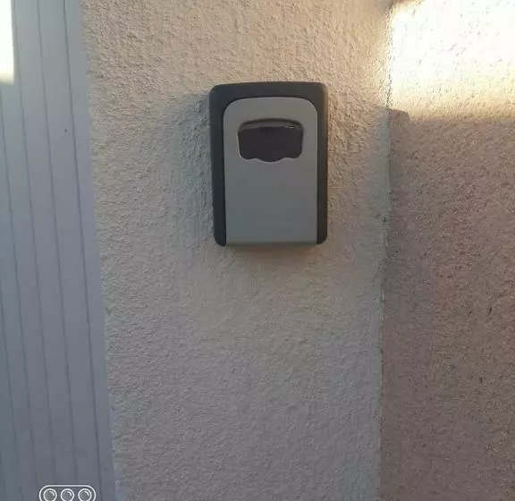 Majatalo Villa Sécurisée Pres Des Lecques