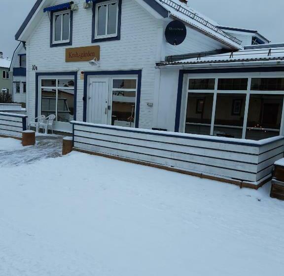 هاستل Knihsgården