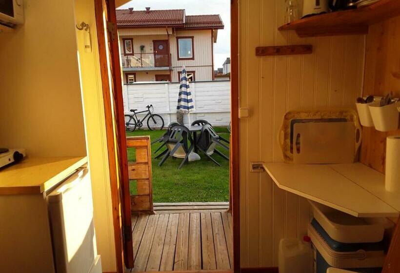 هاستل Knihsgården