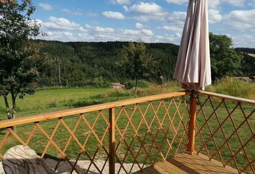 Aamiaismajoitus (B&B) Le Chalet Des Etoiles