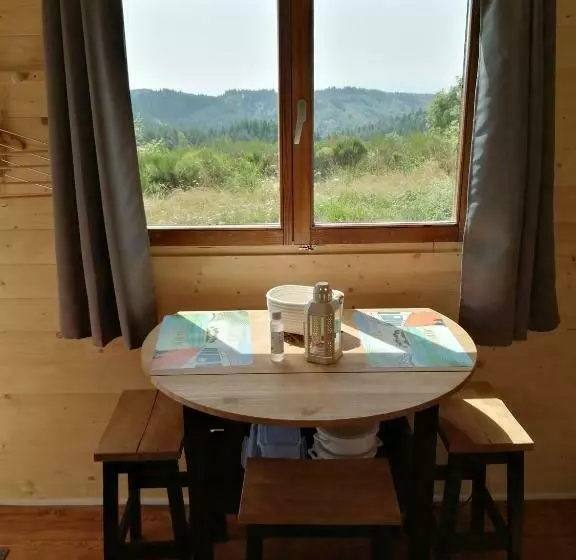 Aamiaismajoitus (B&B) Le Chalet Des Etoiles