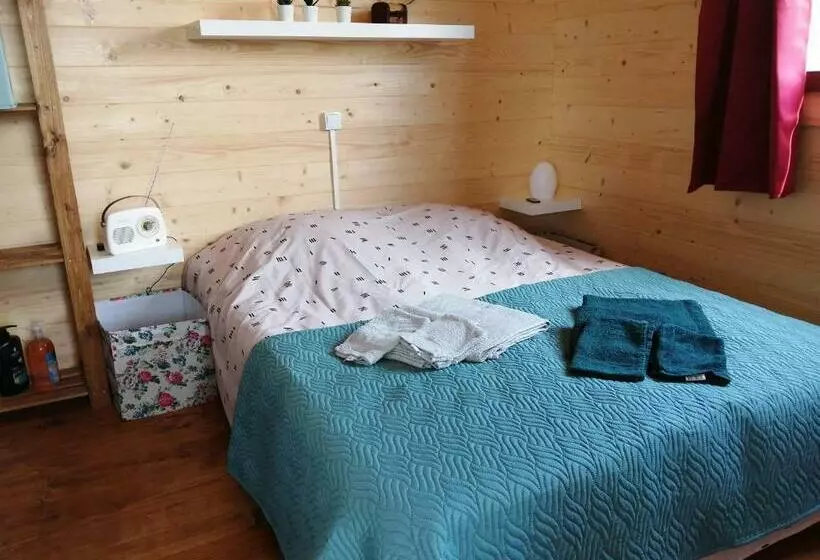 Aamiaismajoitus (B&B) Le Chalet Des Etoiles