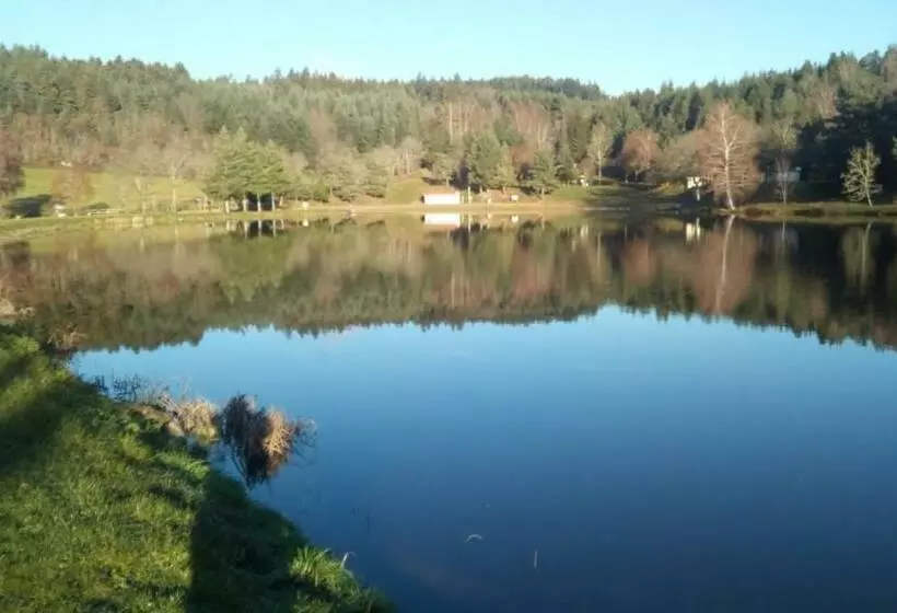 Aamiaismajoitus (B&B) Le Chalet Des Etoiles