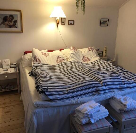 Långhedgården Bed & Breakfast