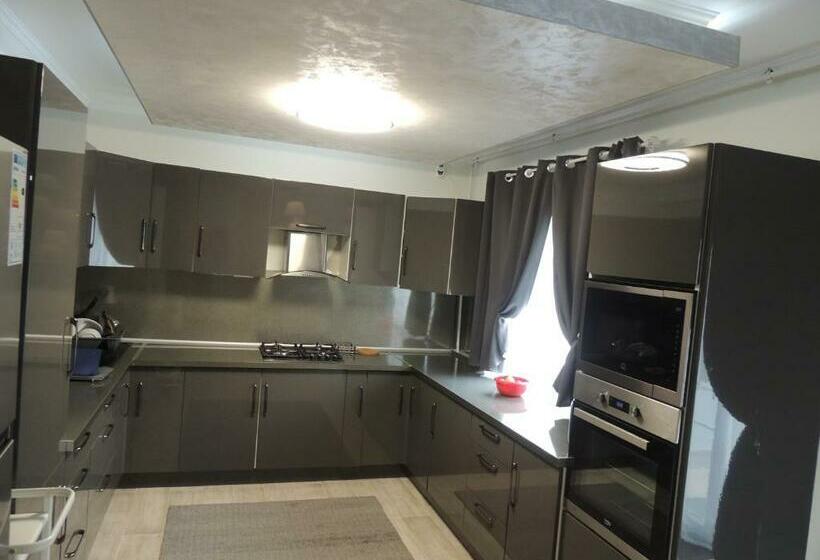 بنسيون Blue Sky House