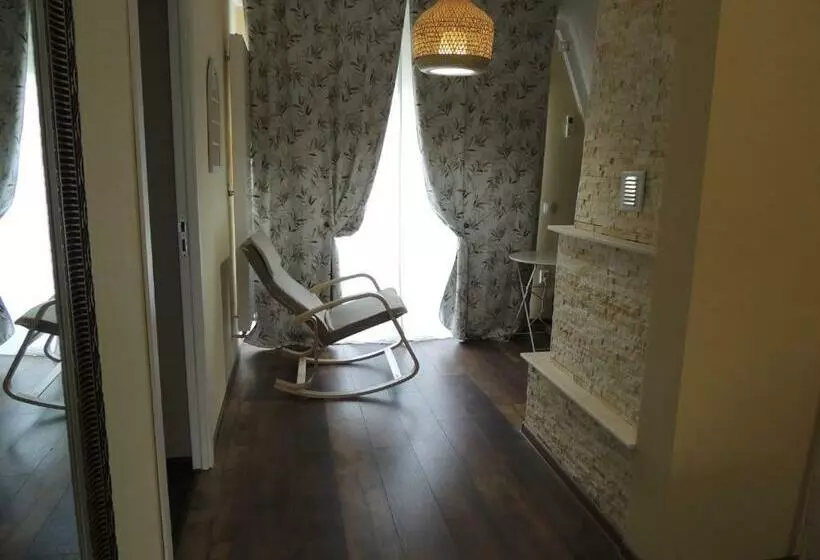 Majatalo Blue Sky House