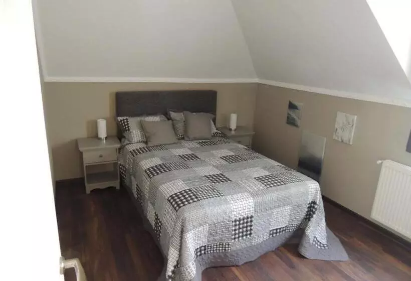 Majatalo Blue Sky House