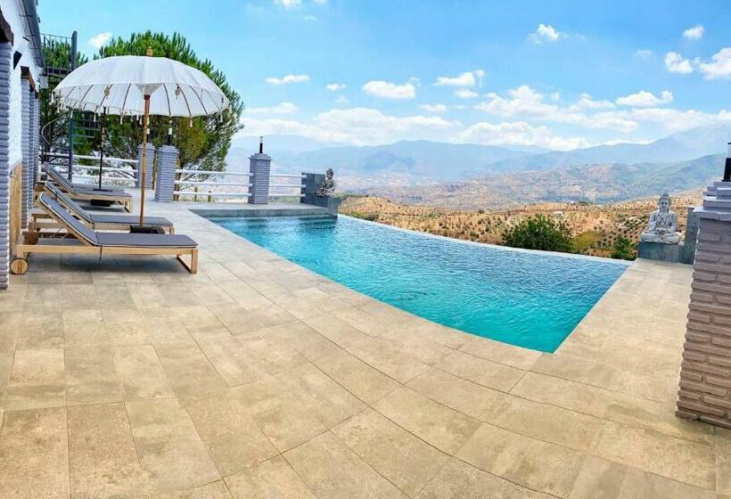 펜션 Casa Eden Mountain View, Infinity Pool