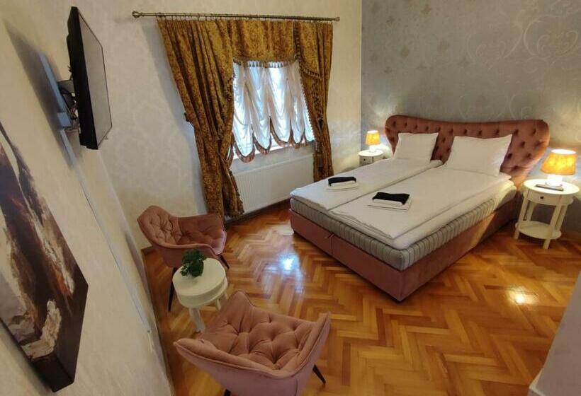 پانسیون Chic Home