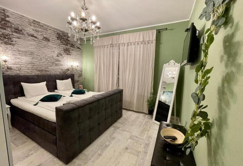 پانسیون Chic Home