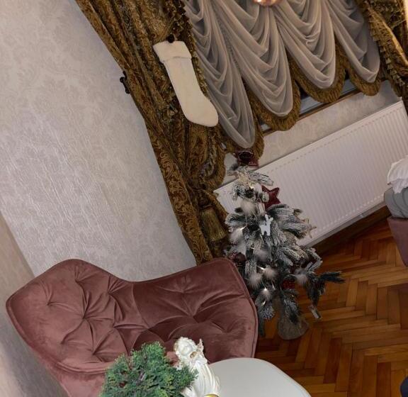 پانسیون Chic Home