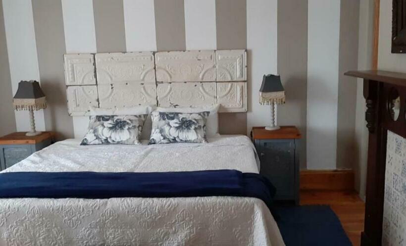 بنسيون French Linen Guesthouse