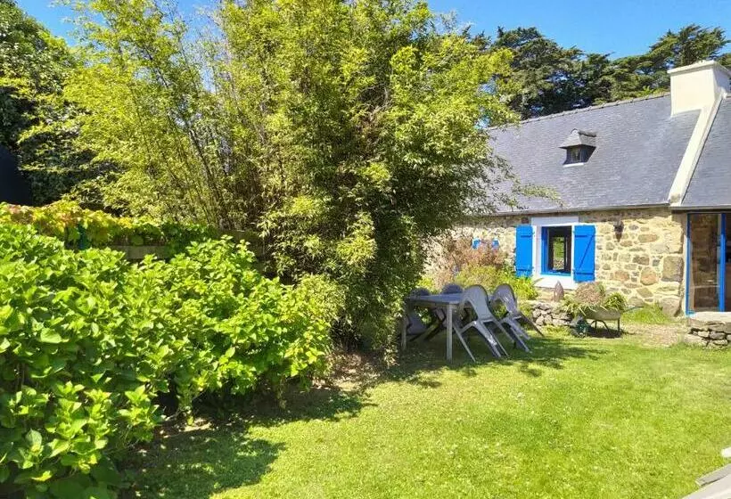 ペンション Kastell Dinn Suite Familiale Mamm Gozh 2 Chambres Et Sbd Pour 4 Pers, Cuisine Et Salon Partagés