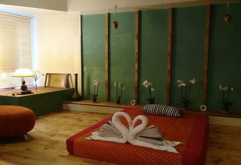 Aamiaismajoitus (B&B) Bazar Du Nouveau Siècle