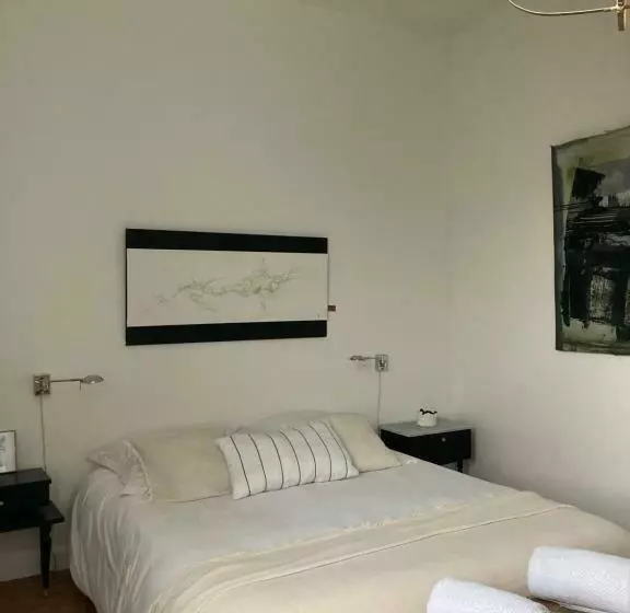 Aamiaismajoitus (B&B) La Boutique Mj Décoration Vous Propose De Découvrir Ses Deux Chambres D Hôtes