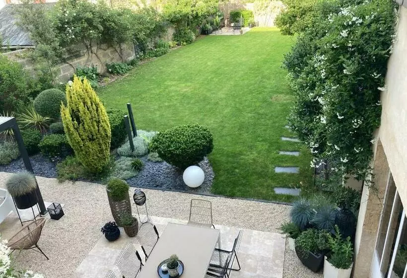 Aamiaismajoitus (B&B) La Boutique Mj Décoration Vous Propose De Découvrir Ses Deux Chambres D Hôtes