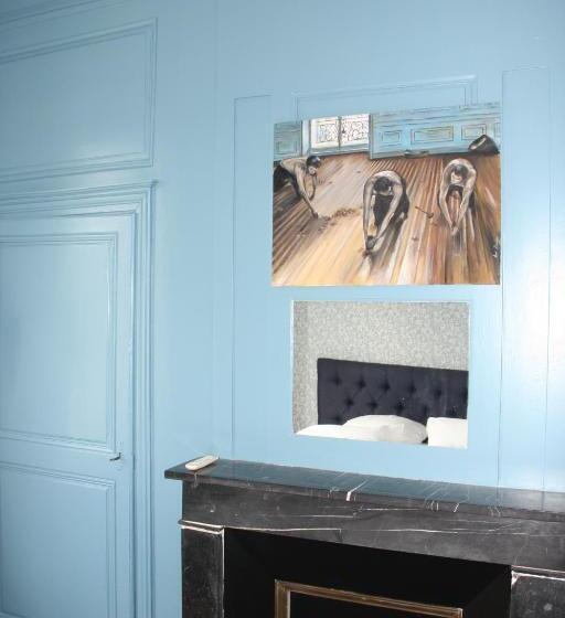 פנסיון Aux Marquises