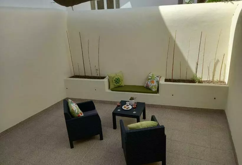 Majatalo Rustic House Fundão