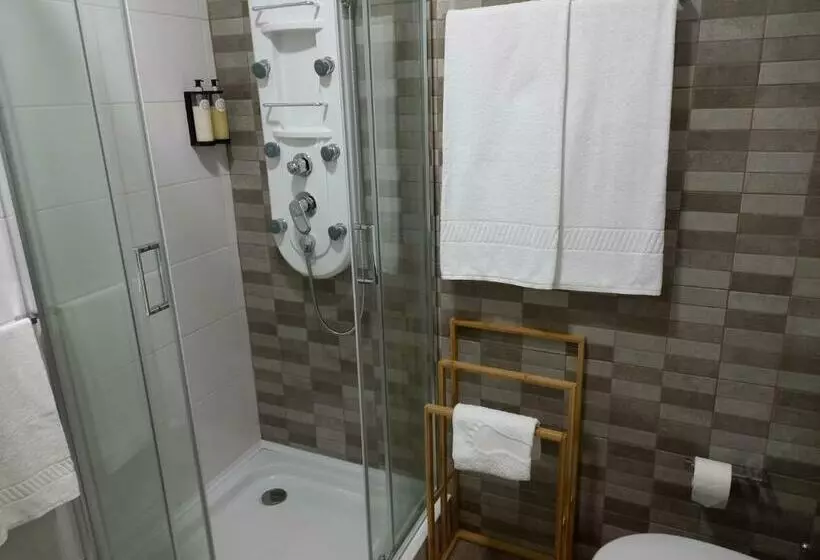 Majatalo Rustic House Fundão