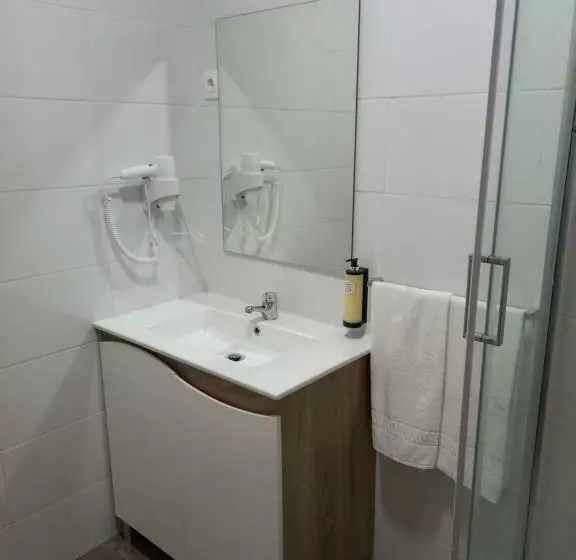 Majatalo Rustic House Fundão