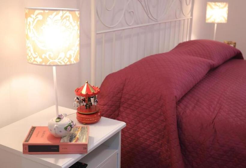 تختخواب و صبحانه Cinquestelle