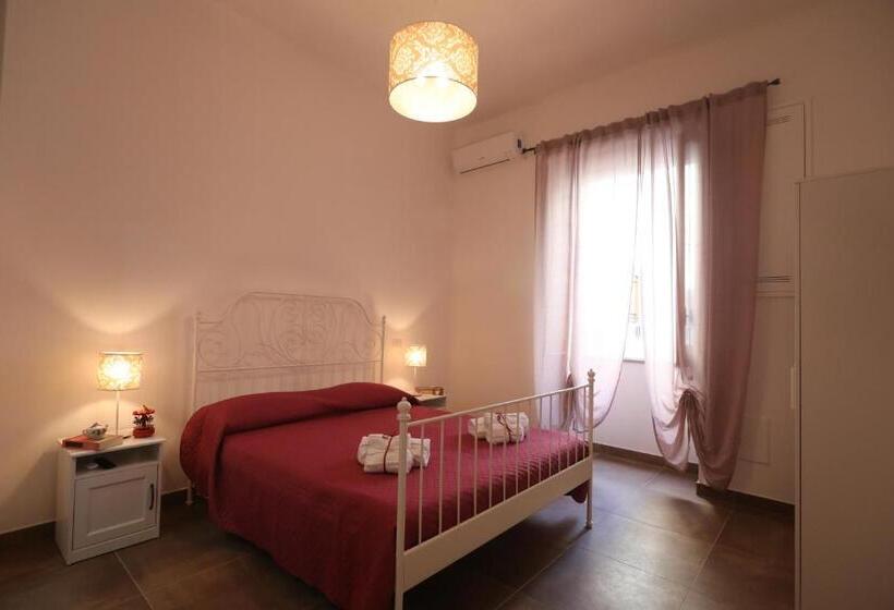 تختخواب و صبحانه Cinquestelle