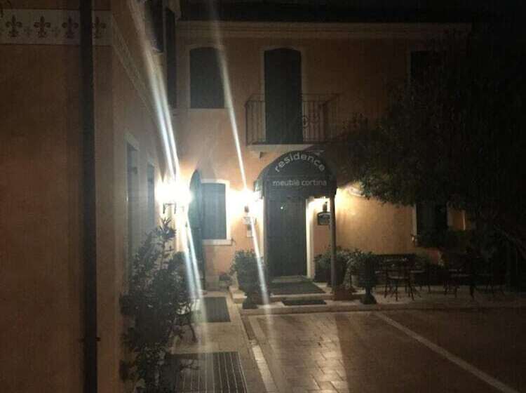 צימר Residence Meuble' Cortina