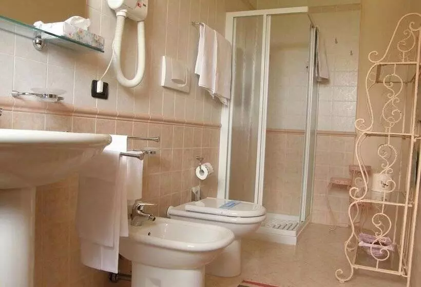 مبيت وإفطار Residence Meuble' Cortina