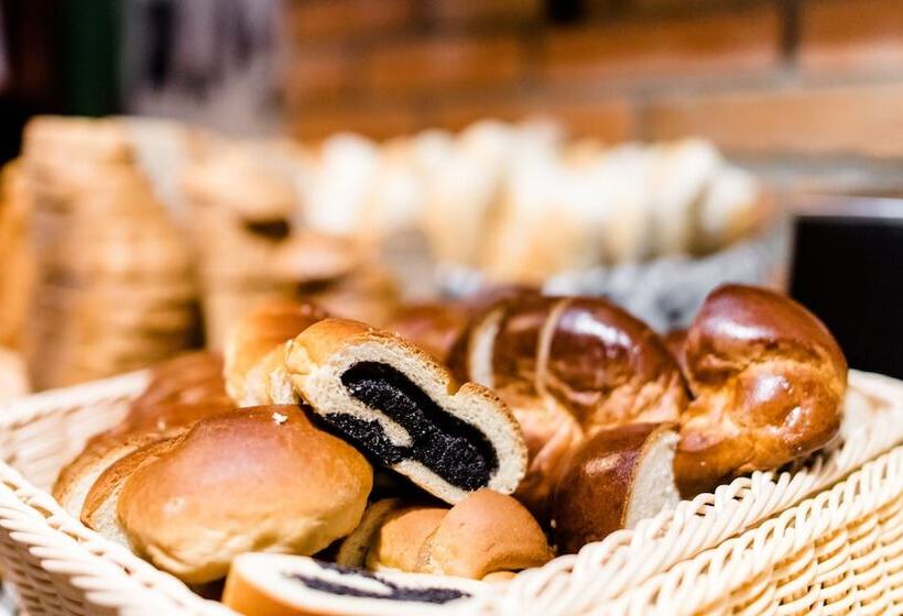 Hostal Pension Petit