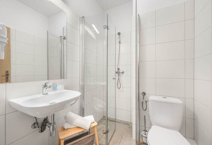 Hostal Pension Petit